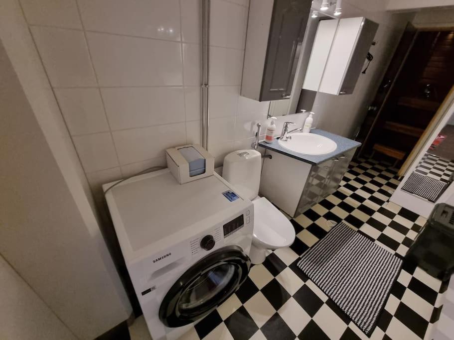 Valoisa Huoneisto Jossa Erinomaiset Vuoteet. Mikkeli Bagian luar foto