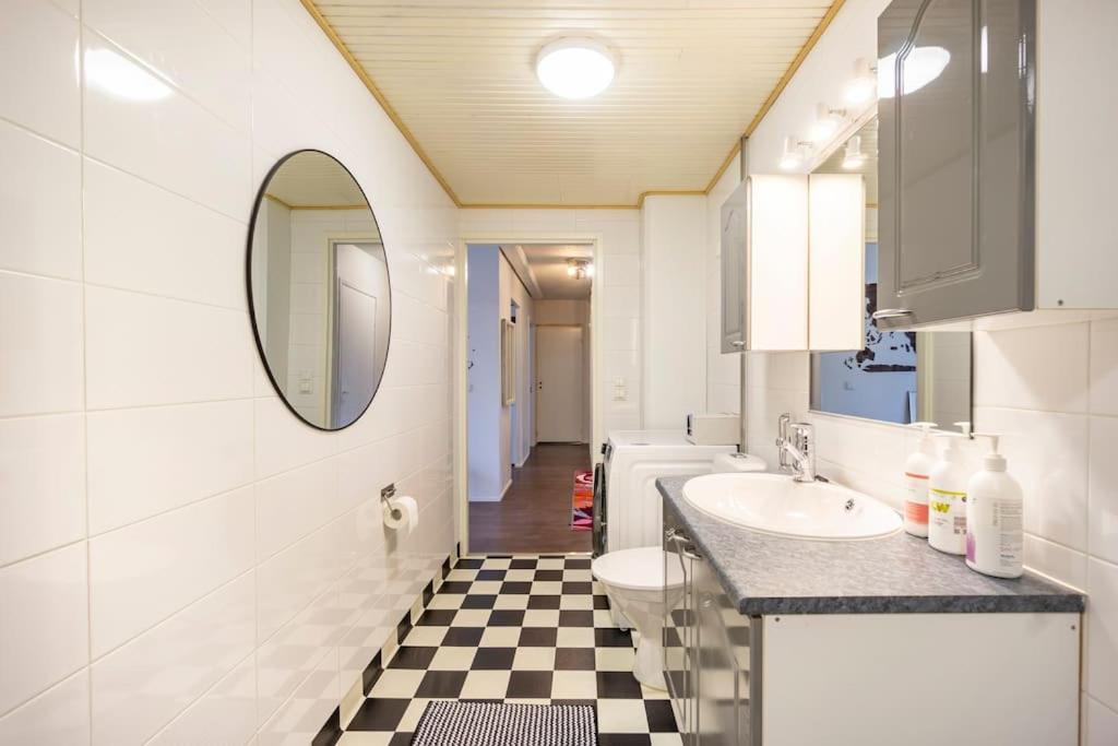 Valoisa Huoneisto Jossa Erinomaiset Vuoteet. Mikkeli Bagian luar foto